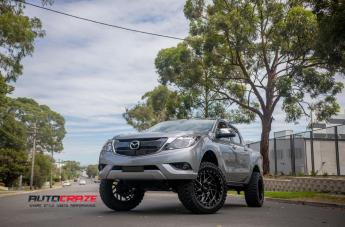 MAZDA BT 50 MO985 GLOSS BLACK MACHINED